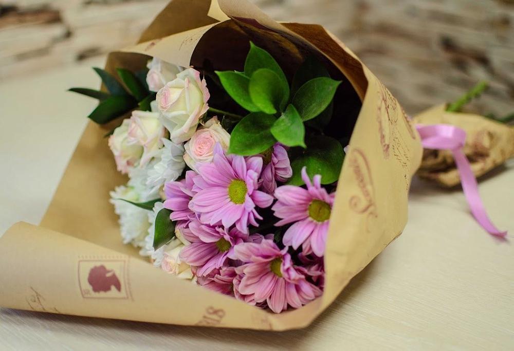 Букет цветов из: Розы и Хризантемы в Щемилово