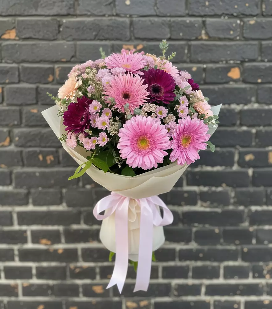Букет цветов из: Герберы и Хризантемы в Щемилово