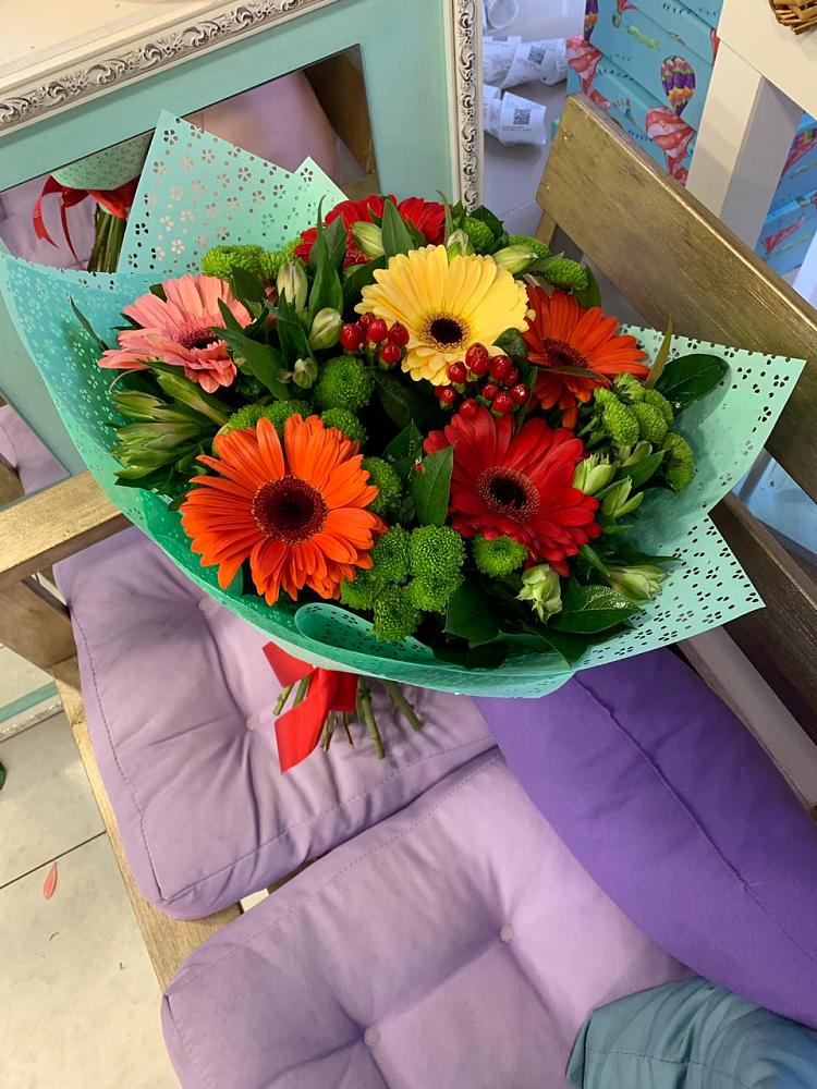 Букет цветов из: Герберы, Хризантемы и Альстромерии в Щемилово