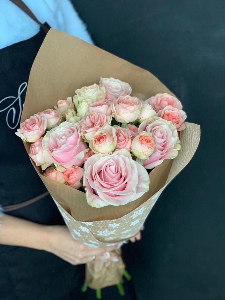 Букет цветов из: Хризантемы и Розы в Щемилово