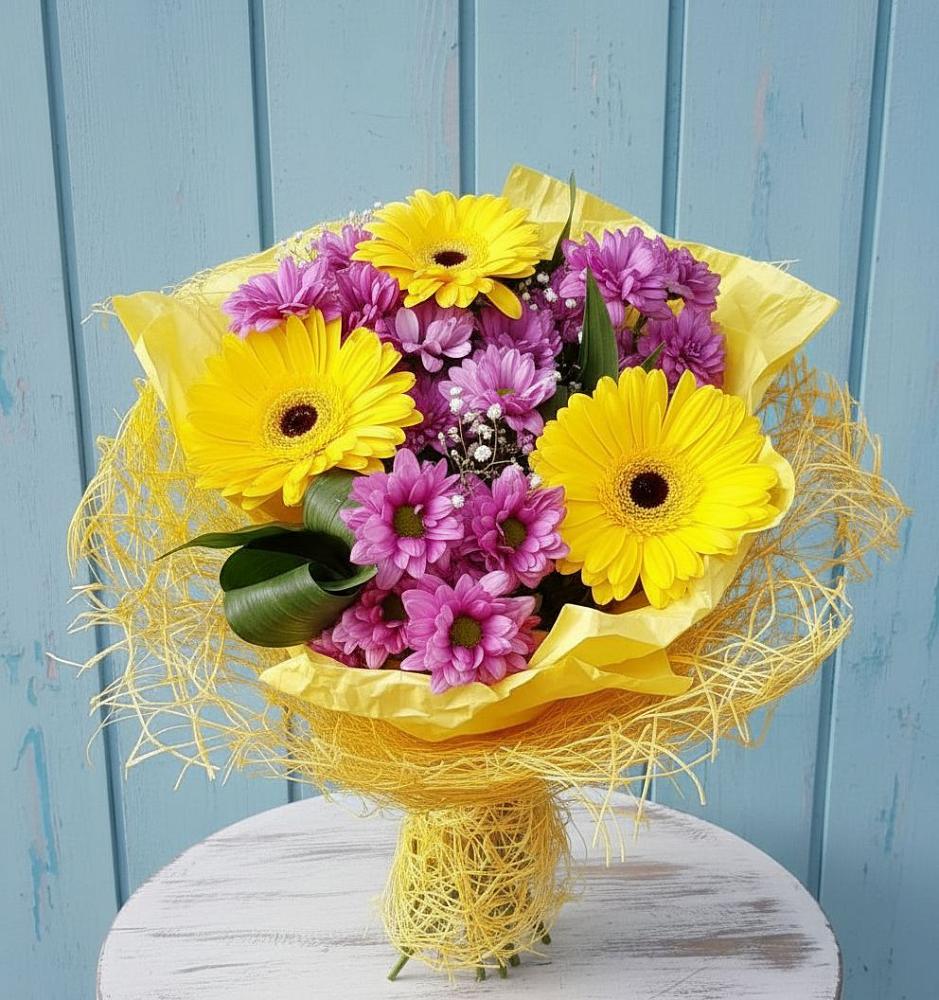 Букет цветов из: Хризантемы и Герберы в Щемилово