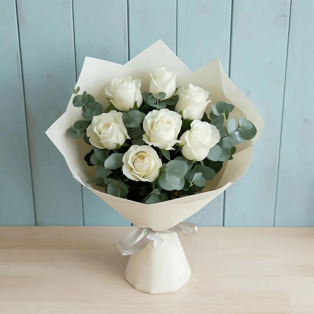 Букет Белые розы в Эвкалипте в Щемилово