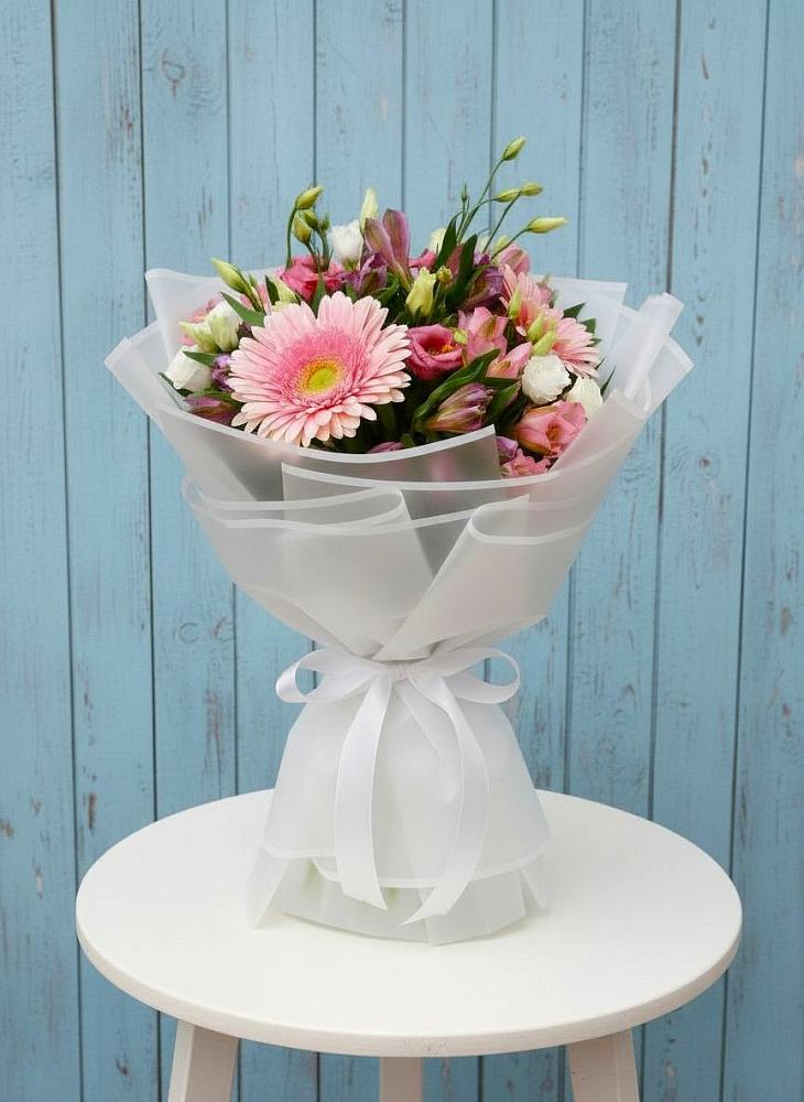 Букет цветов из: Герберы, Альстромерии и Лизиантусы в Щемилово