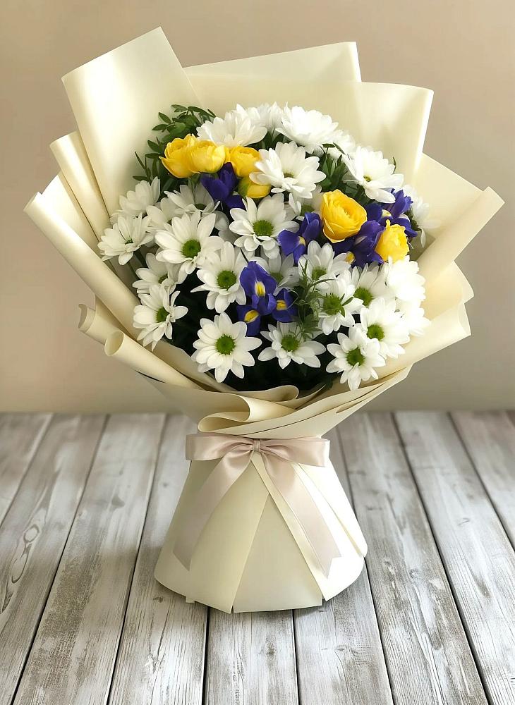 Букет цветов из: Ирисы, Хризантемы и Розы в Щемилово