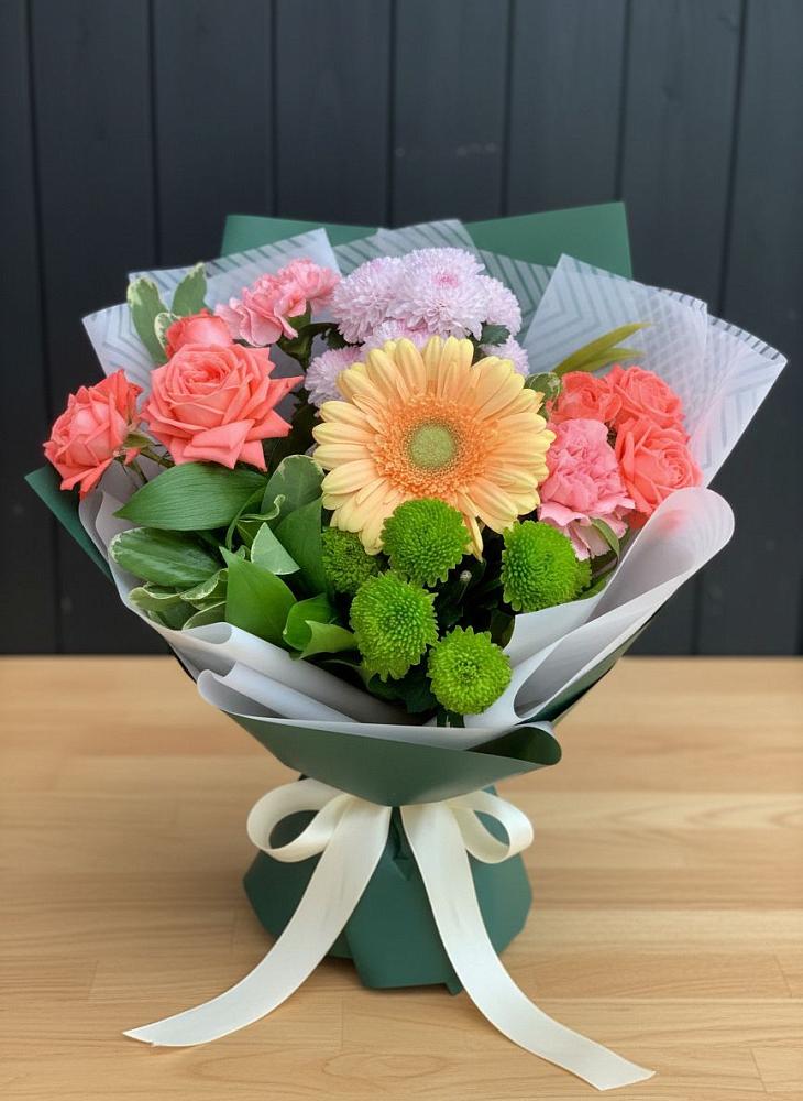 Букет цветов из: Гвоздики, Розы, Герберы и Хризантемы в Щемилово