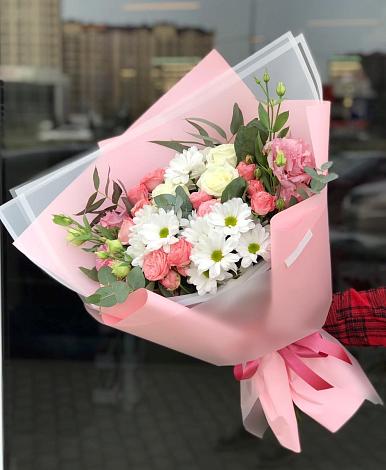 Букет цветов из: Розы, Лизиантусы и Хризантемы в Щемилово